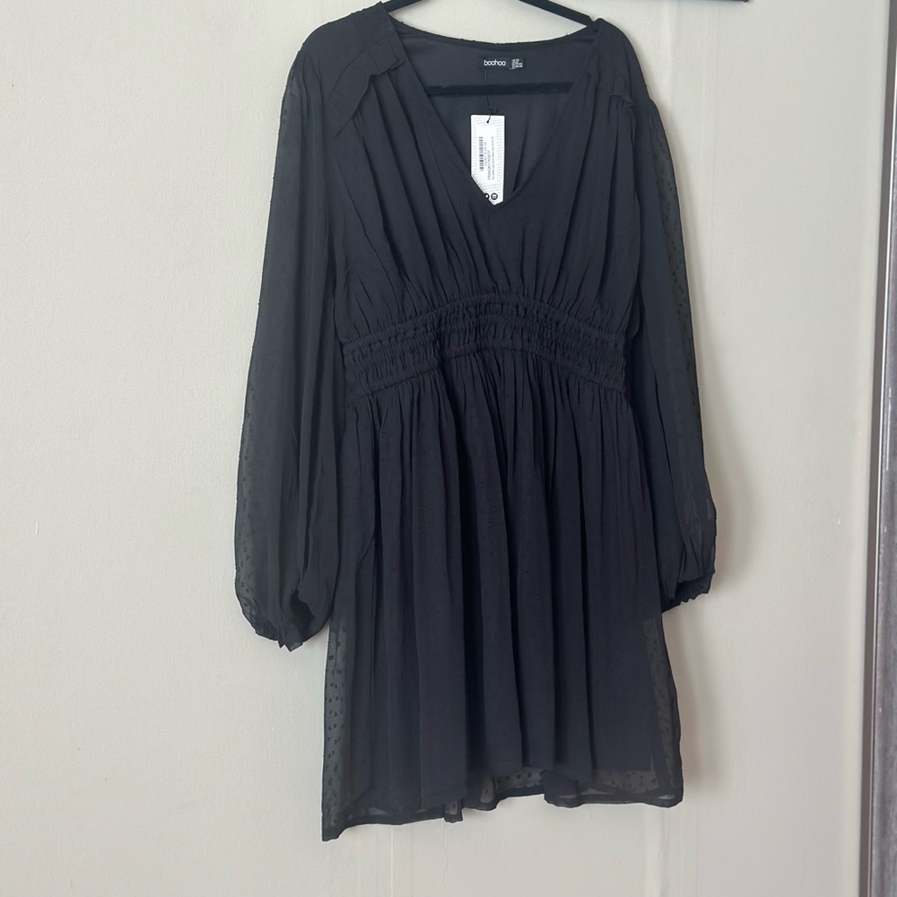 Dress - Picture 3 of 3